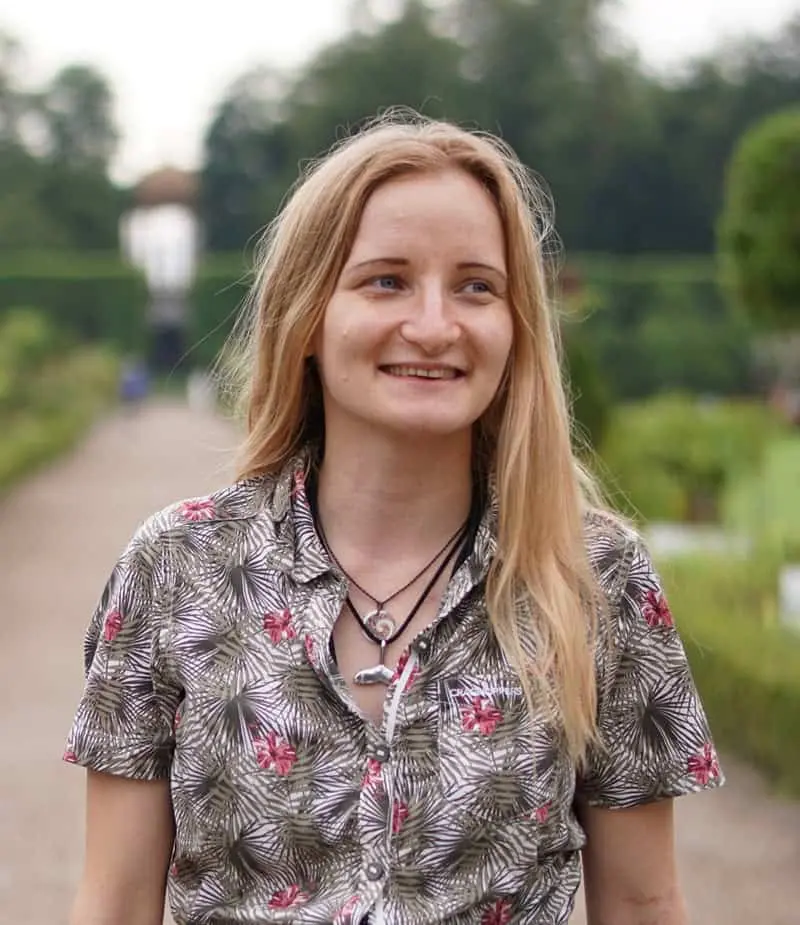 Ruth Tuschewski, Polyngua’s German teacher, fluent in English, French, and Spanish.